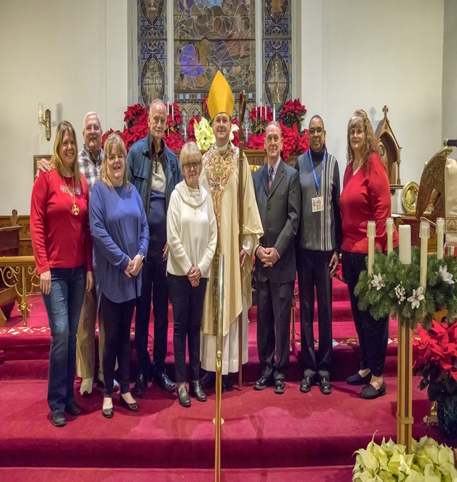 Bishop-122425-640x675